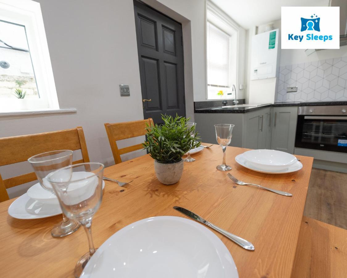 Five Bedroom Spacious Modern House By Keysleeps Short Lets Workington Lake District Beach Zewnętrze zdjęcie